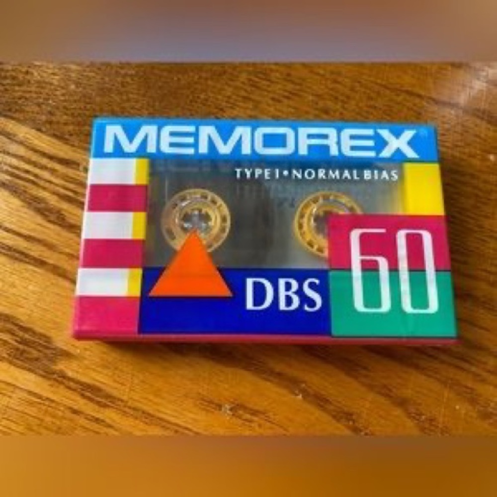 Sony HF Red Cassette Tape Pack with Multicolor Memorex Sleeve - Picture 4 of 6